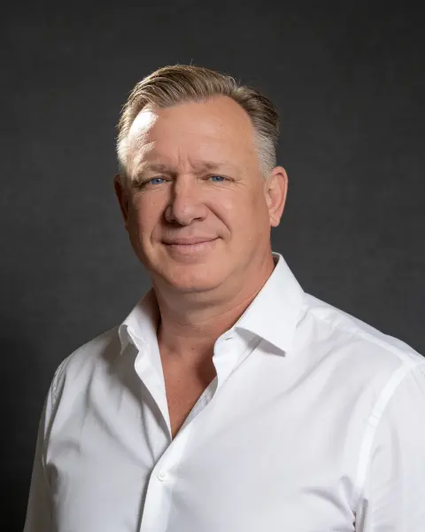 Portrait of Chris Shaw